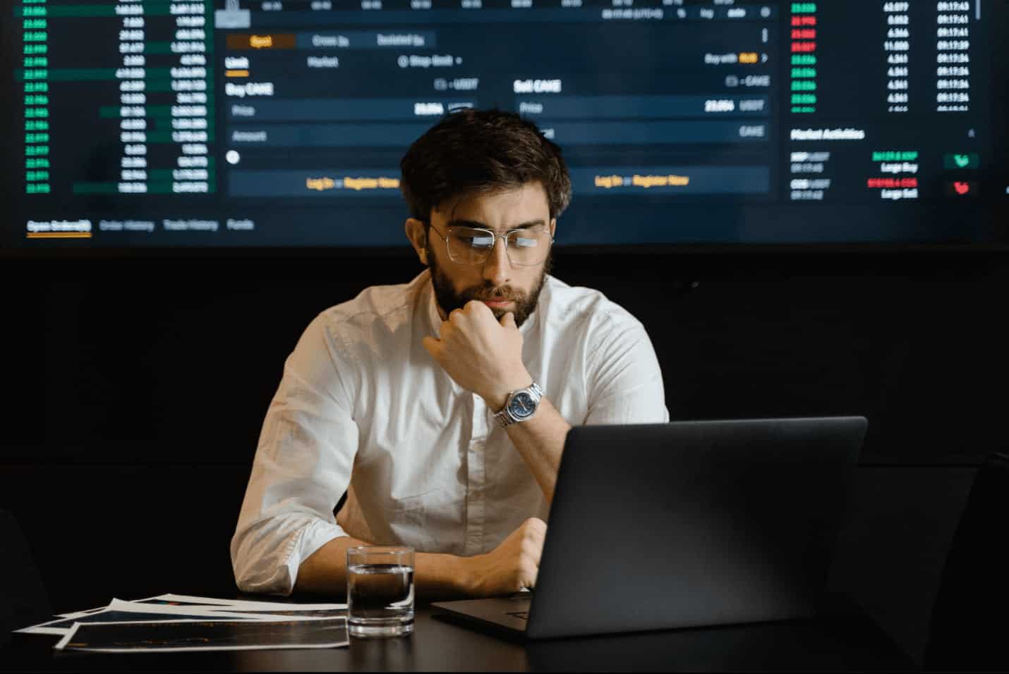 Acquisition analyst career